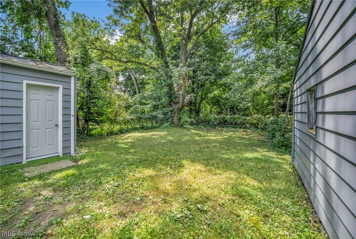 Property Photo:  1276 Frederick Boulevard  OH 44320 