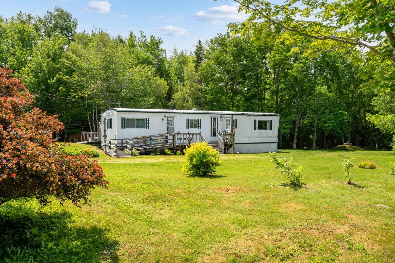Property Photo: 172 Llewellyn Road NS B4V 6L5