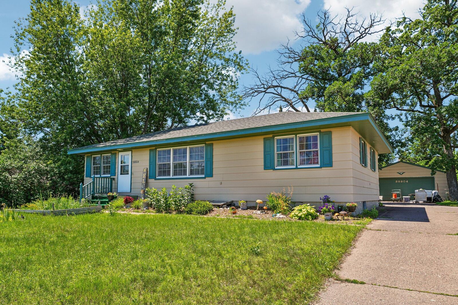 Property Photo: 38804 8th Avenue MN 55056