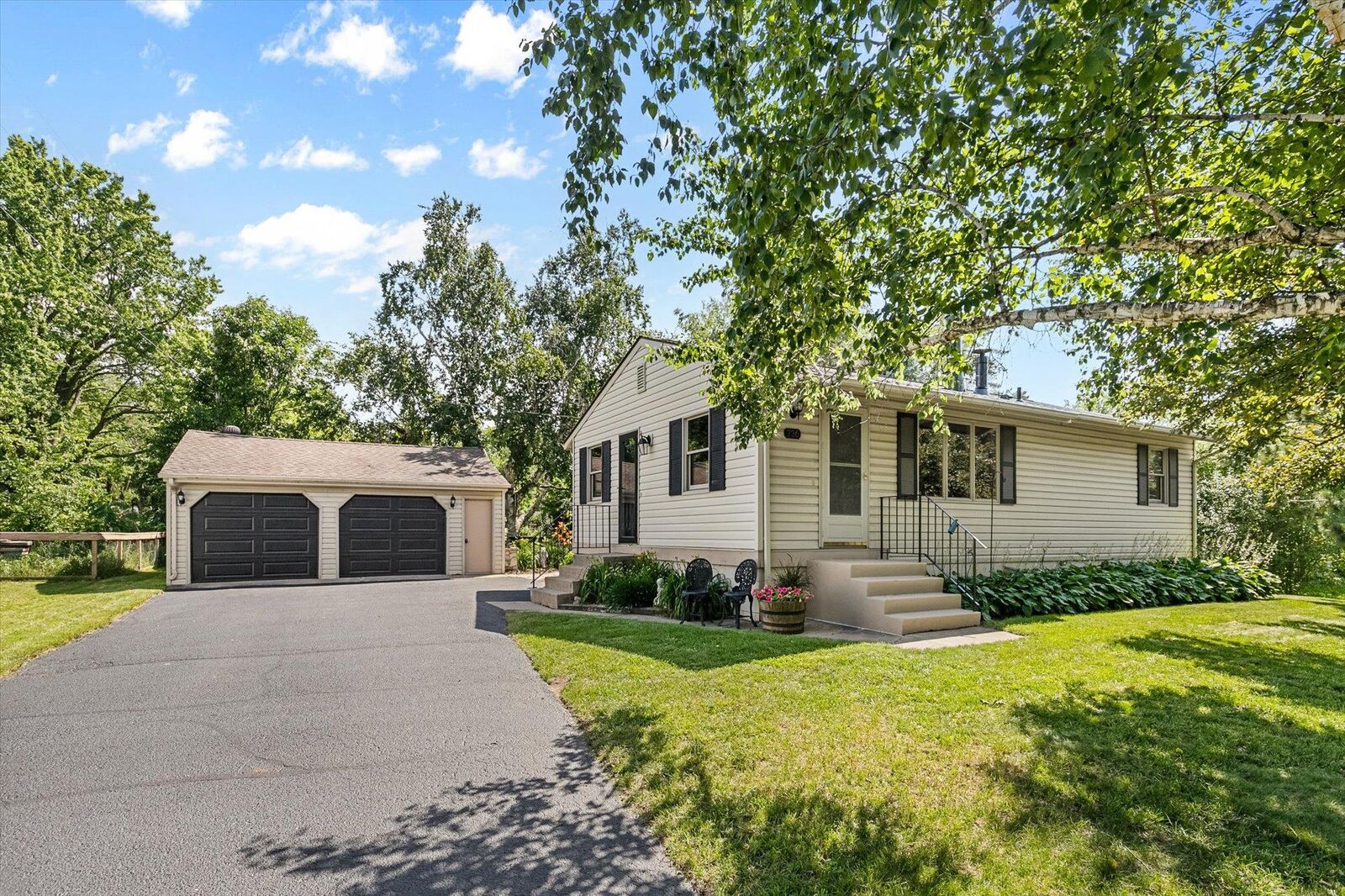 Property Photo:  736 Lasso Lane  MN 55123 