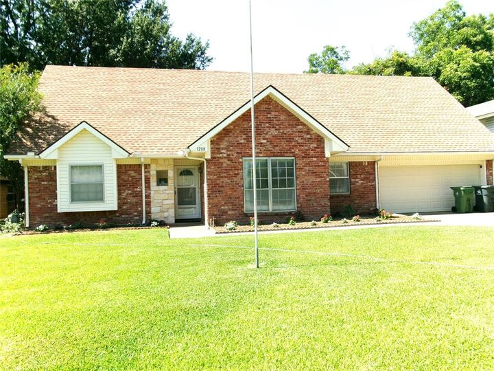 Property Photo:  1208 Academy Drive  TX 76013 