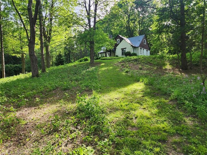Property Photo: 311 Golf Links Road ON L9G 2N6