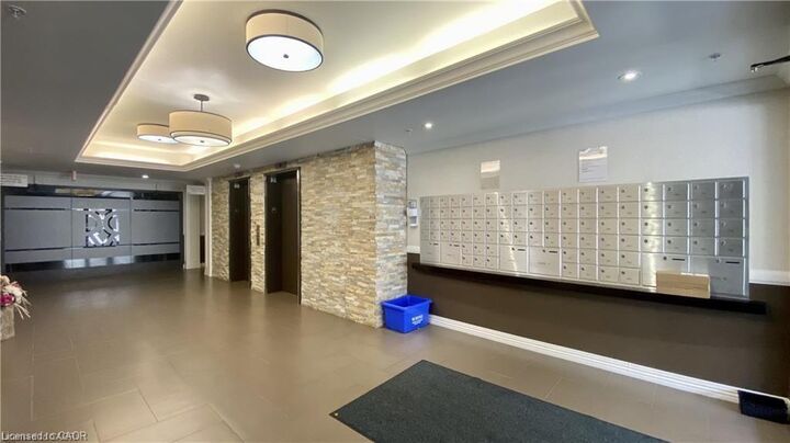 Property Photo: 776 Laurelwood Drive 302 ON N2V 0A8