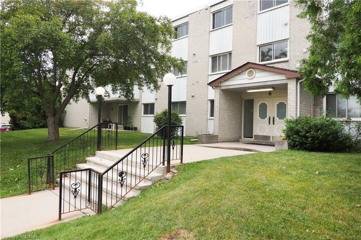 6 Walton Avenue 206 — photo 1