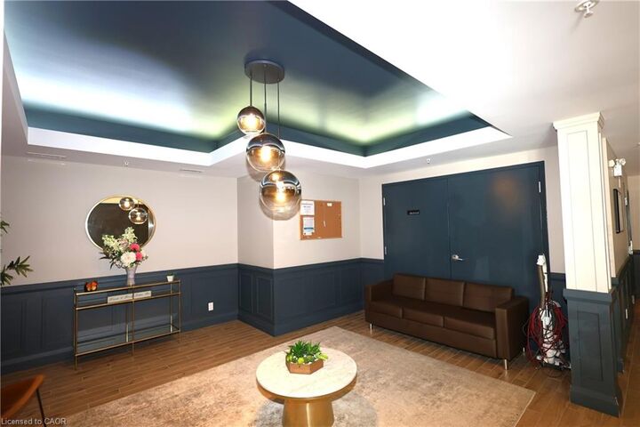 Property Photo:  778 Laurelwood Drive 405  ON N2V 0A8 