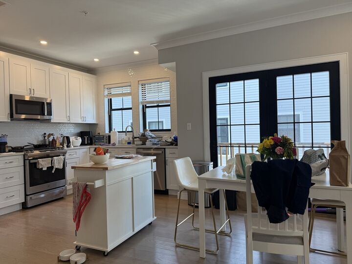 Property Photo:  285 Lamartine 2  MA 02130 