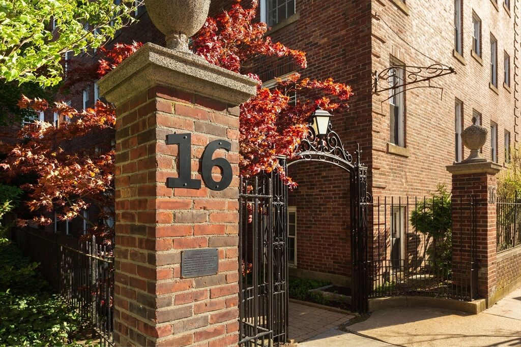 Property Photo:  16 Chauncy 53  MA 02138 