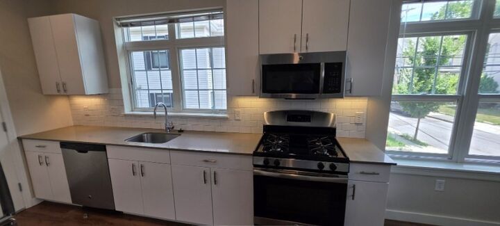 Property Photo:  10 Myrtle St 5-2D  MA 02452 