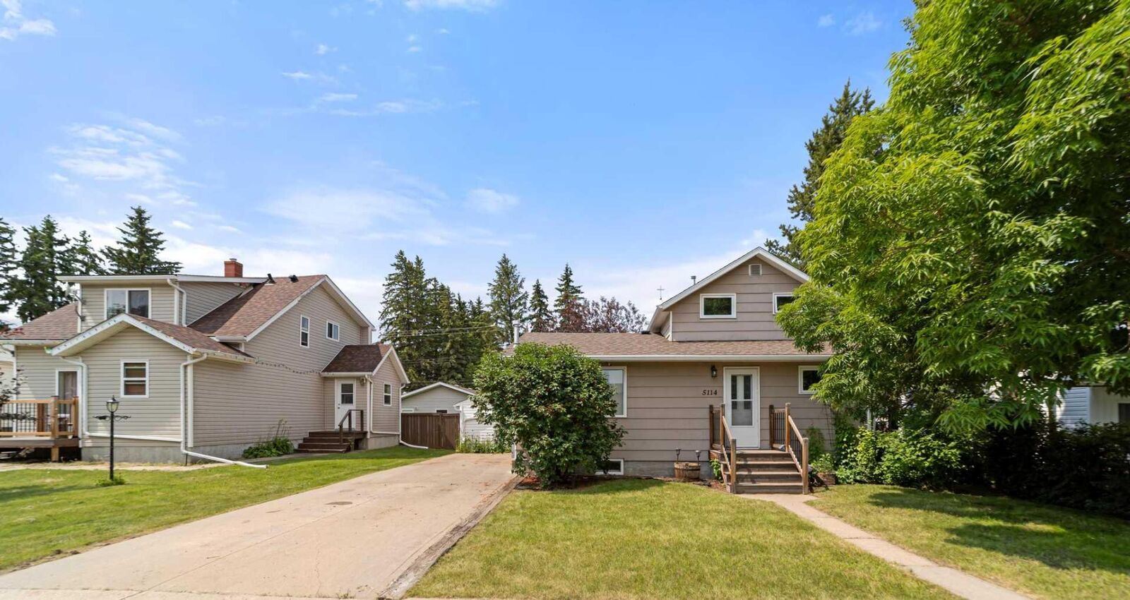 Property Photo: 5114 52 Street AB T0B 1A0