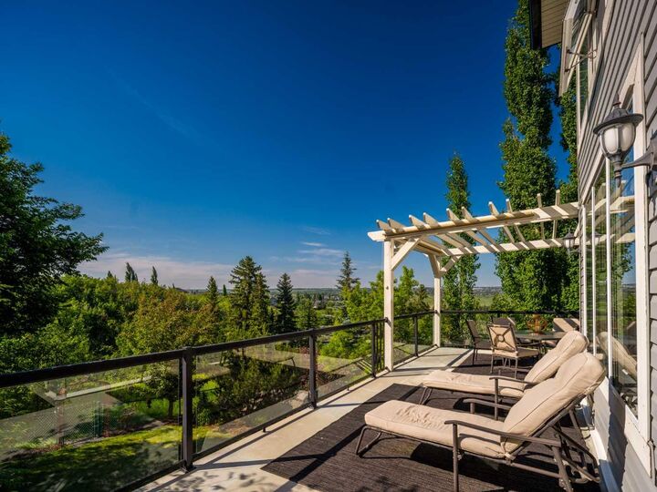 Property Photo: 124 Valley Creek Crescent NW AB T3B 5V3