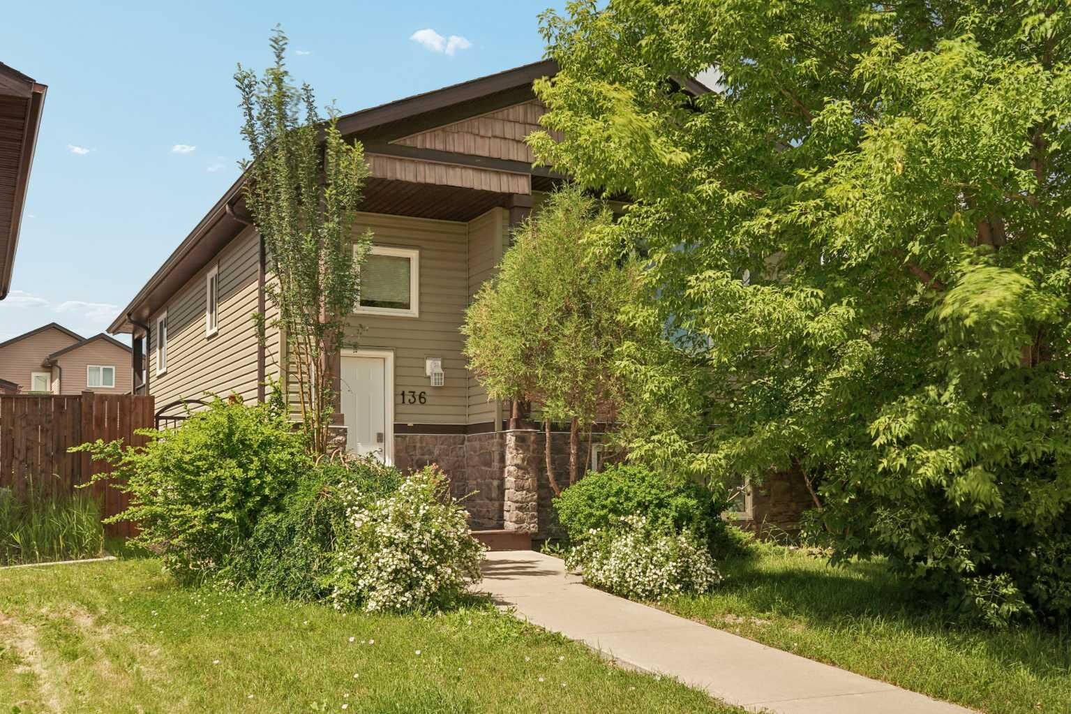 Property Photo: 136 Mt Sundance Crescent W AB T1J 0L4