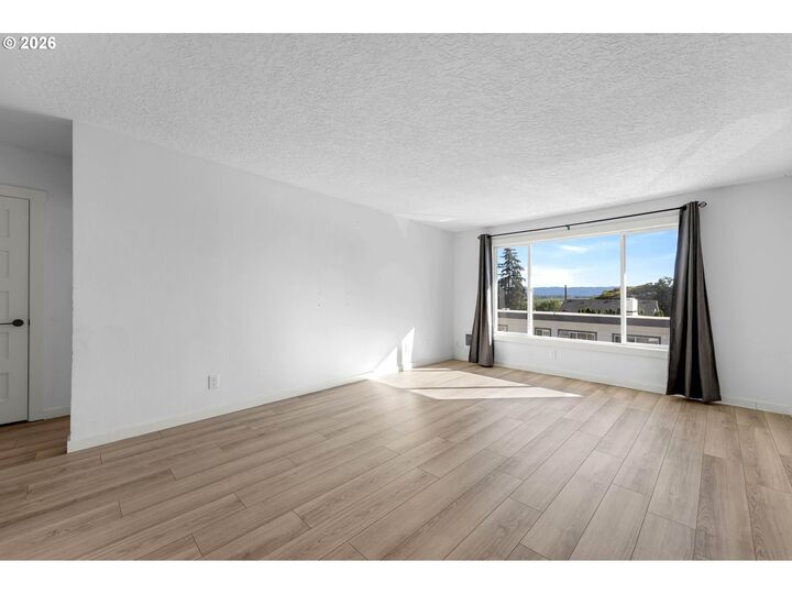 Property Photo: 2102 NW Kelly Dr 15 WA 98665