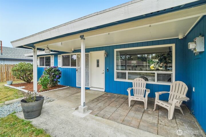 Property Photo:  17401 SE 264th Street  WA 98042 