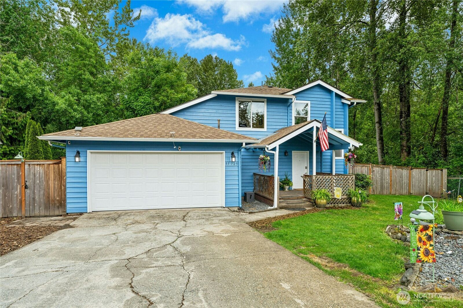 Property Photo: 15725 E 88th Avenue Ct E WA 98375