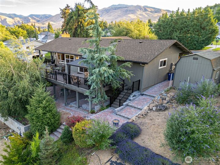 Property Photo:  3275  Burch Mountain Road  WA 98801 