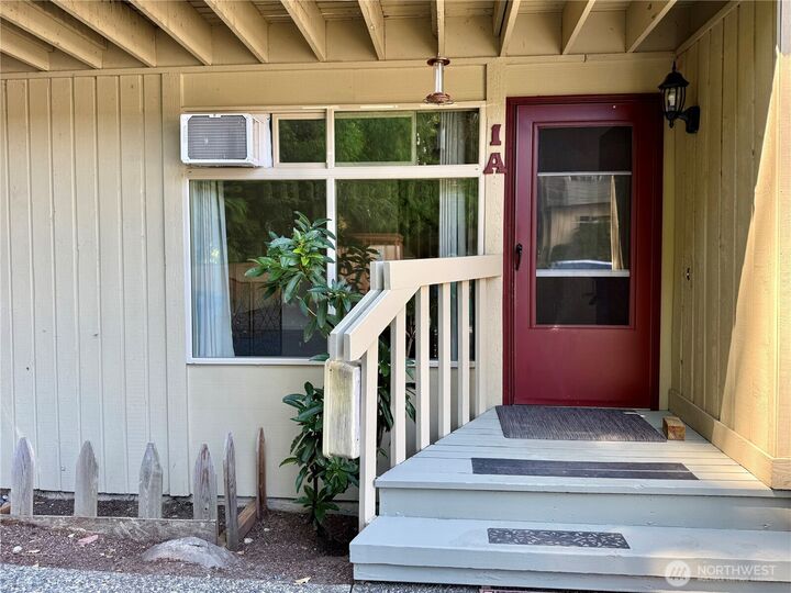 Property Photo: 4326 156th Street SW 1A WA 98087