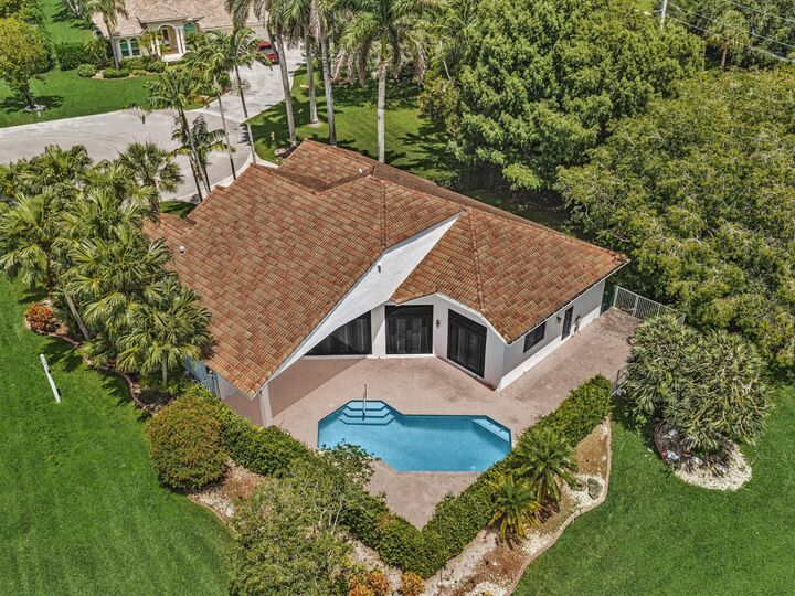 Property Photo: 2602 SW 132nd Way FL 33330