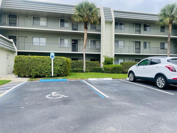Property Photo:  4080 Tivoli Court 307  FL 33467 