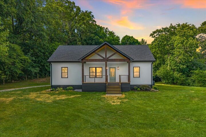 Property Photo: 222/225 Summit Road TN 37354