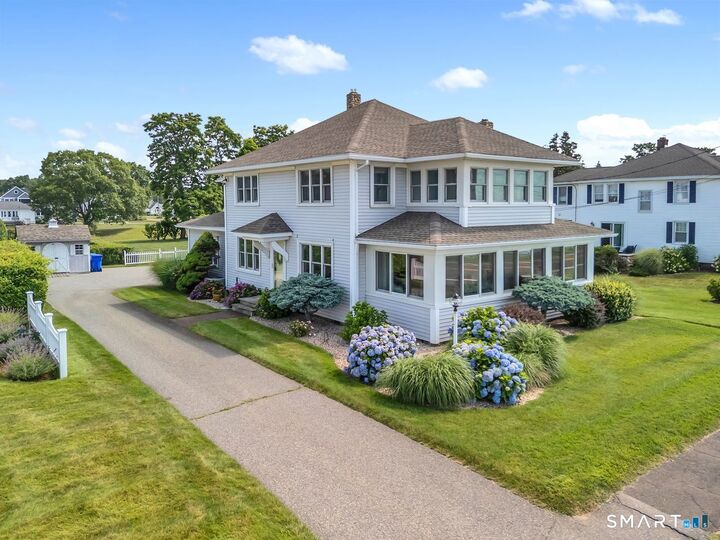 Property Photo:  420 Maple Avenue  CT 06475 