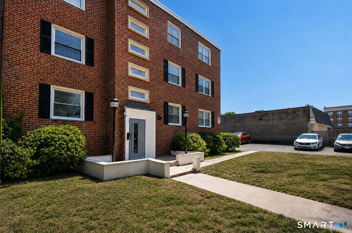 Property Photo: 18 Sherman Street CT 06105