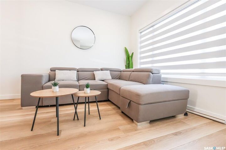 Property Photo: 1539 Richardson Road SK S7M 0W9