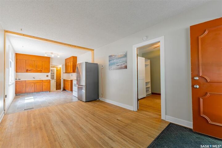 Property Photo:  2236 Mackay Street  SK S4N 2S8 