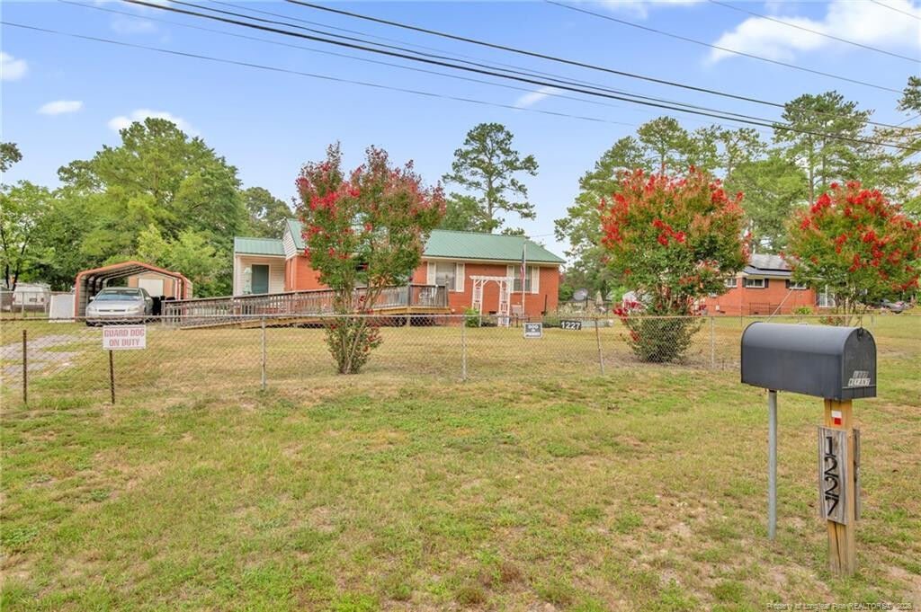 Property Photo:  1227 Stansfield Drive  NC 28303 