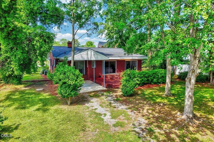 Property Photo: 402 N Main Street NC 27524