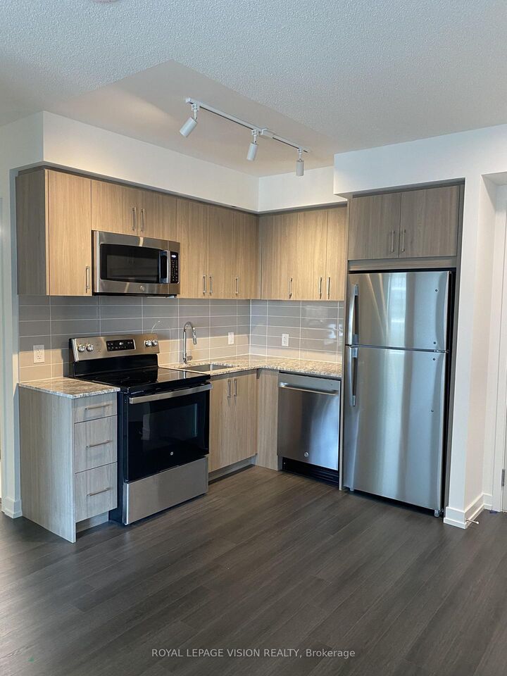 Property Photo:  4010 Eglinton Avenue W 1222  ON M9A 0G5 