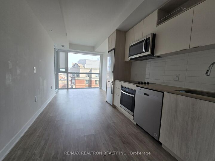 Property Photo:  70 Princess Street 808  ON M5A 0X6 