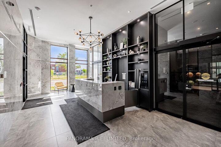 Property Photo: 3005 Pine Glen Road 507 ON L6M 5P5