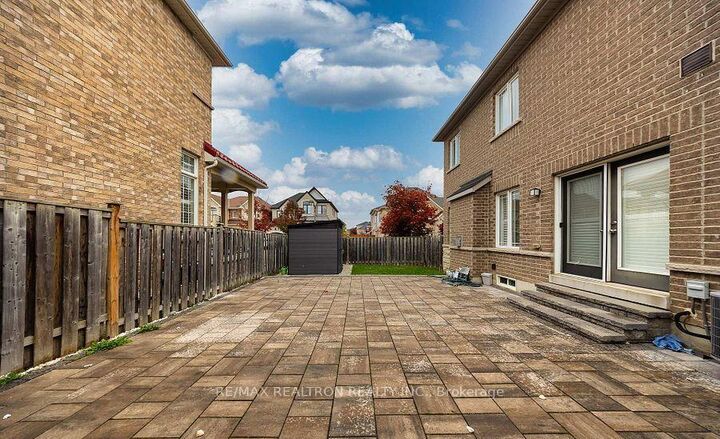 Property Photo: 16 Snowling Drive W ON L1Z 0M2