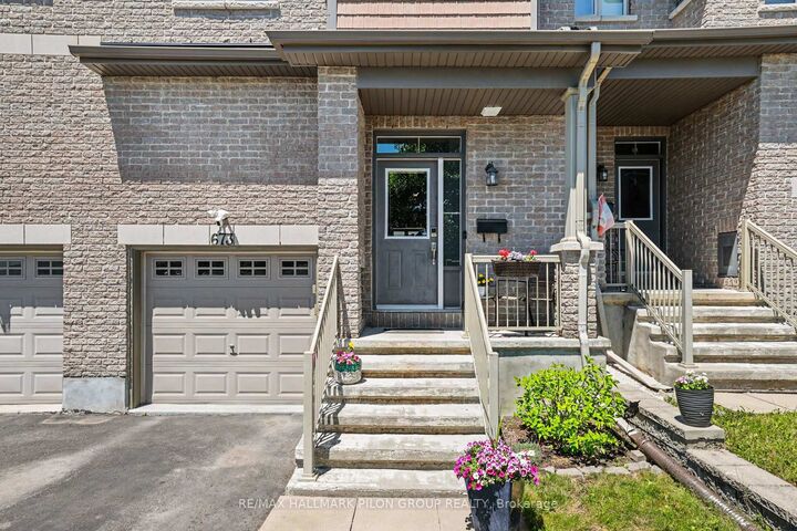 Property Photo: 673 Spring Valley Drive ON K1W 0C7