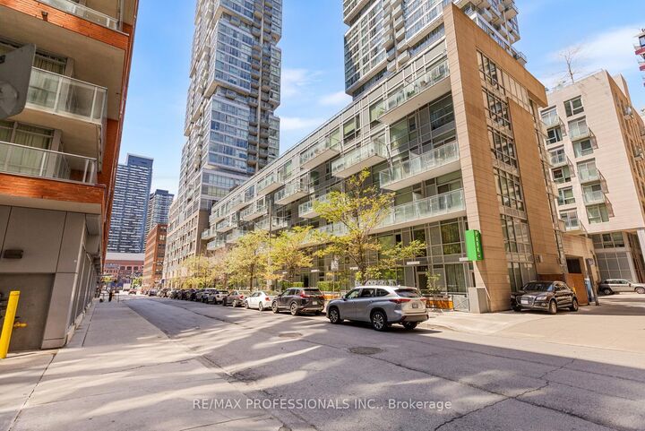 30 Nelson Street 325 — photo 1