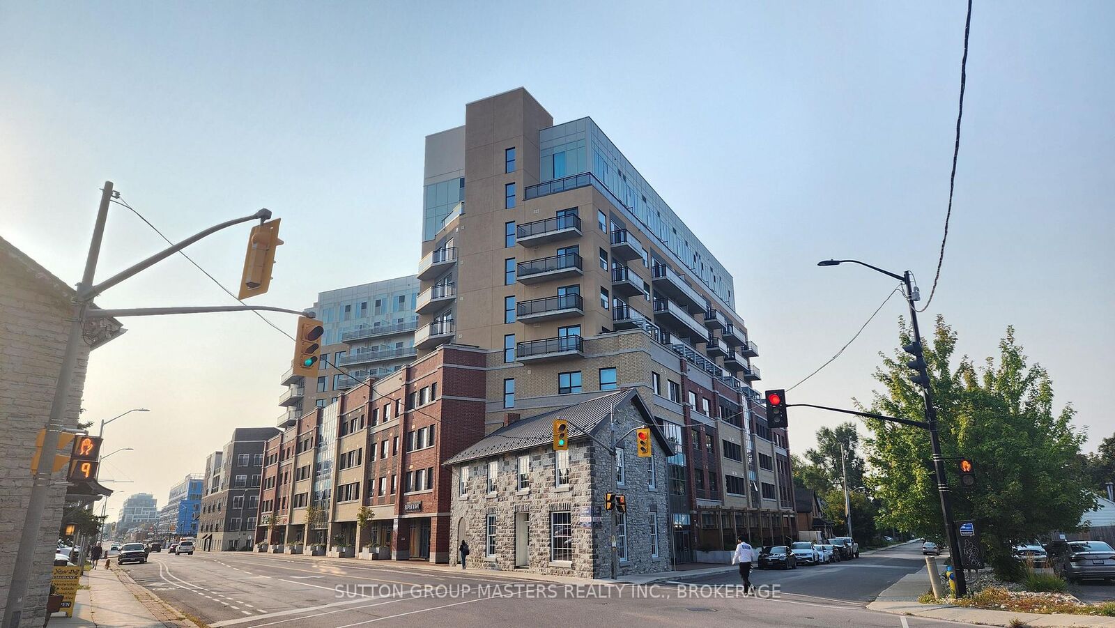 Property Photo:  652 Princess Street 211  ON K7L 1E5 