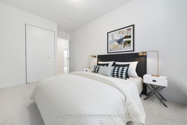 Property Photo: 88 Tunbridge Crescent 49 ON L8W 1L3
