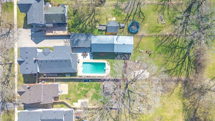 Property Photo: 116 Eagle Avenue ON N3S 1Z5