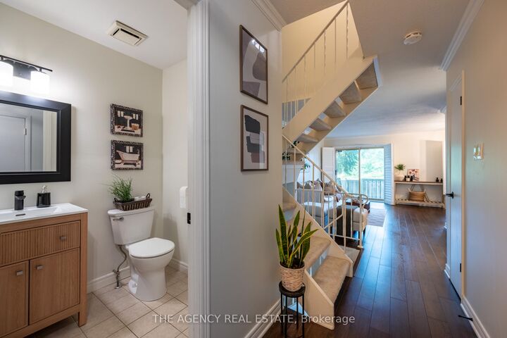 Property Photo:  470 Wilkins Street 70  ON N6C 5B2 