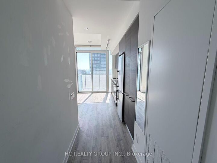 Property Photo: 28 Wellesley Street E 3410 ON M4Y 1G3