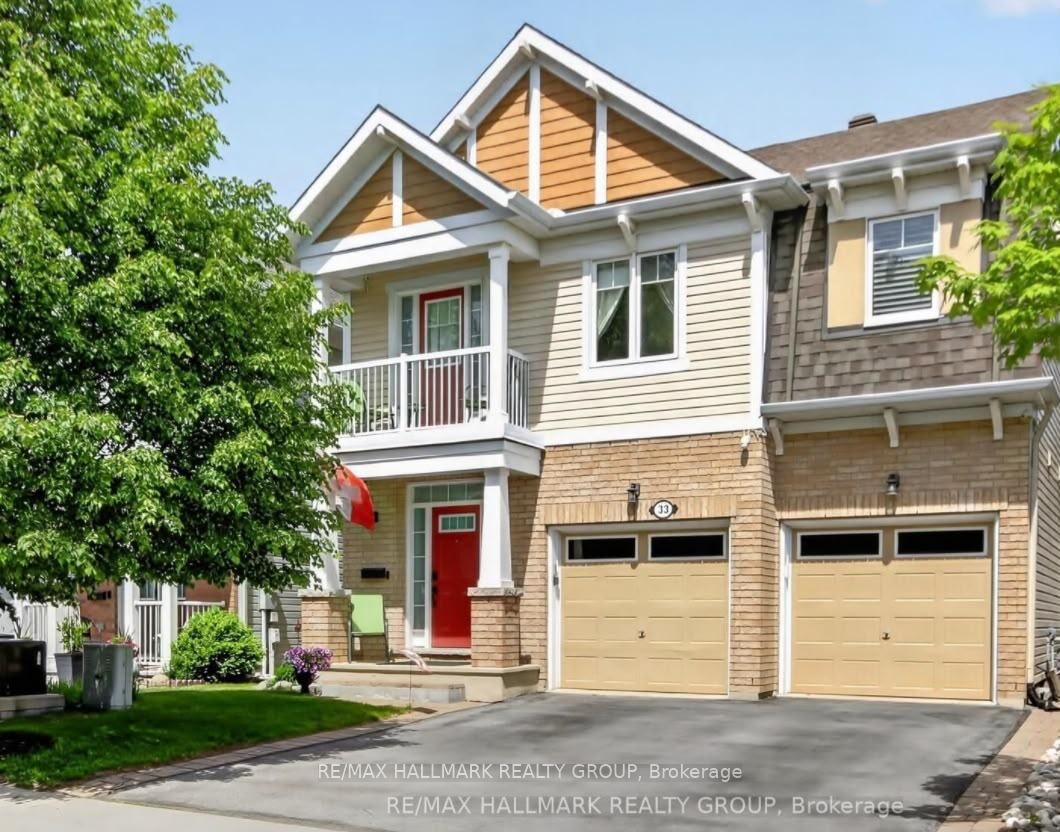 Property Photo:  33 Summitview Drive  ON K2M 2V9 