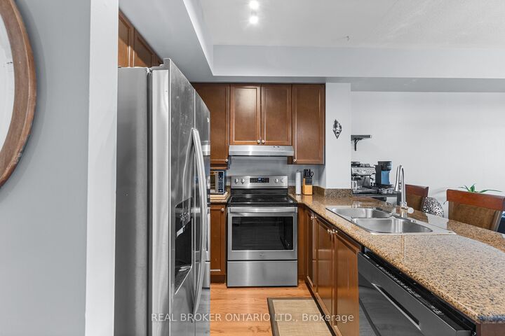 Property Photo: 1 Shipyard Lane 302 ON L9Y 0W2