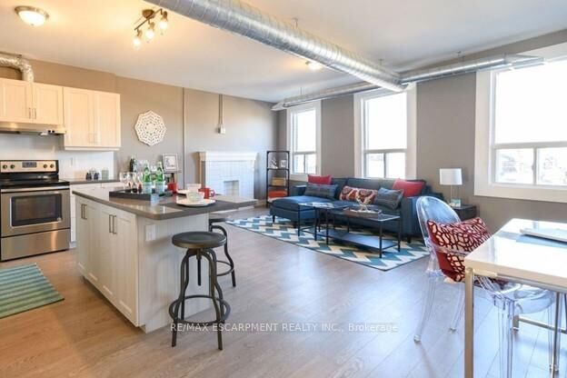 Property Photo: 1000 King Street E 1006 ON L8M 1C8