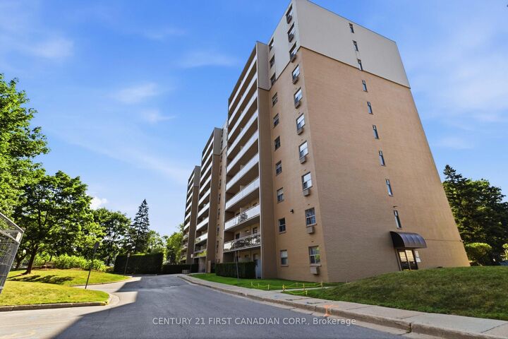 Property Photo:  931 Wonderland Road 707  ON N6K 2X6 