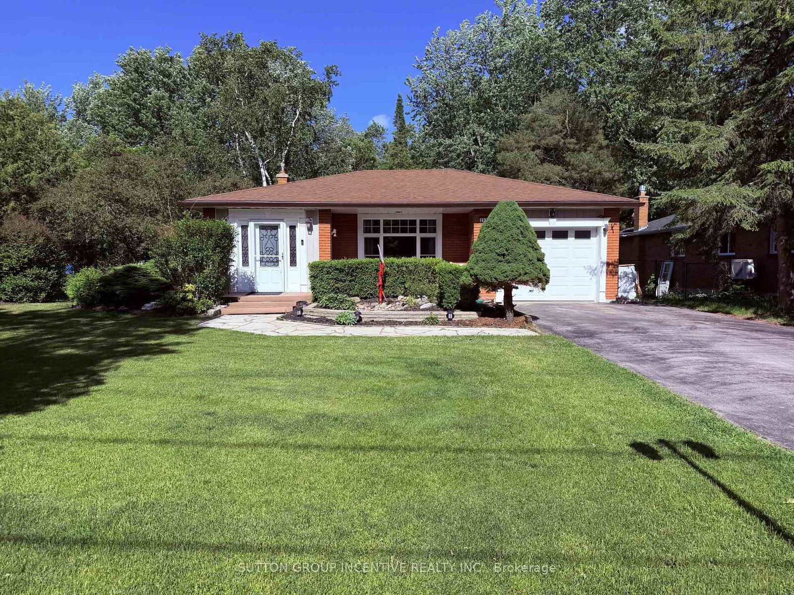 Property Photo:  2035 Craig Road  ON L9S 1T2 