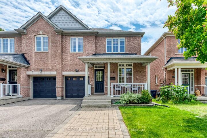 54 Dairy Drive — photo 1