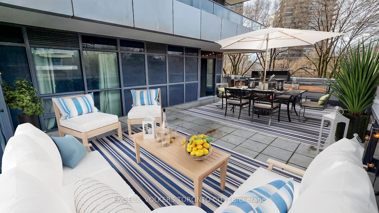 Property Photo: 2220 Lake Shore Boulevard W 302 ON M8V 0B1