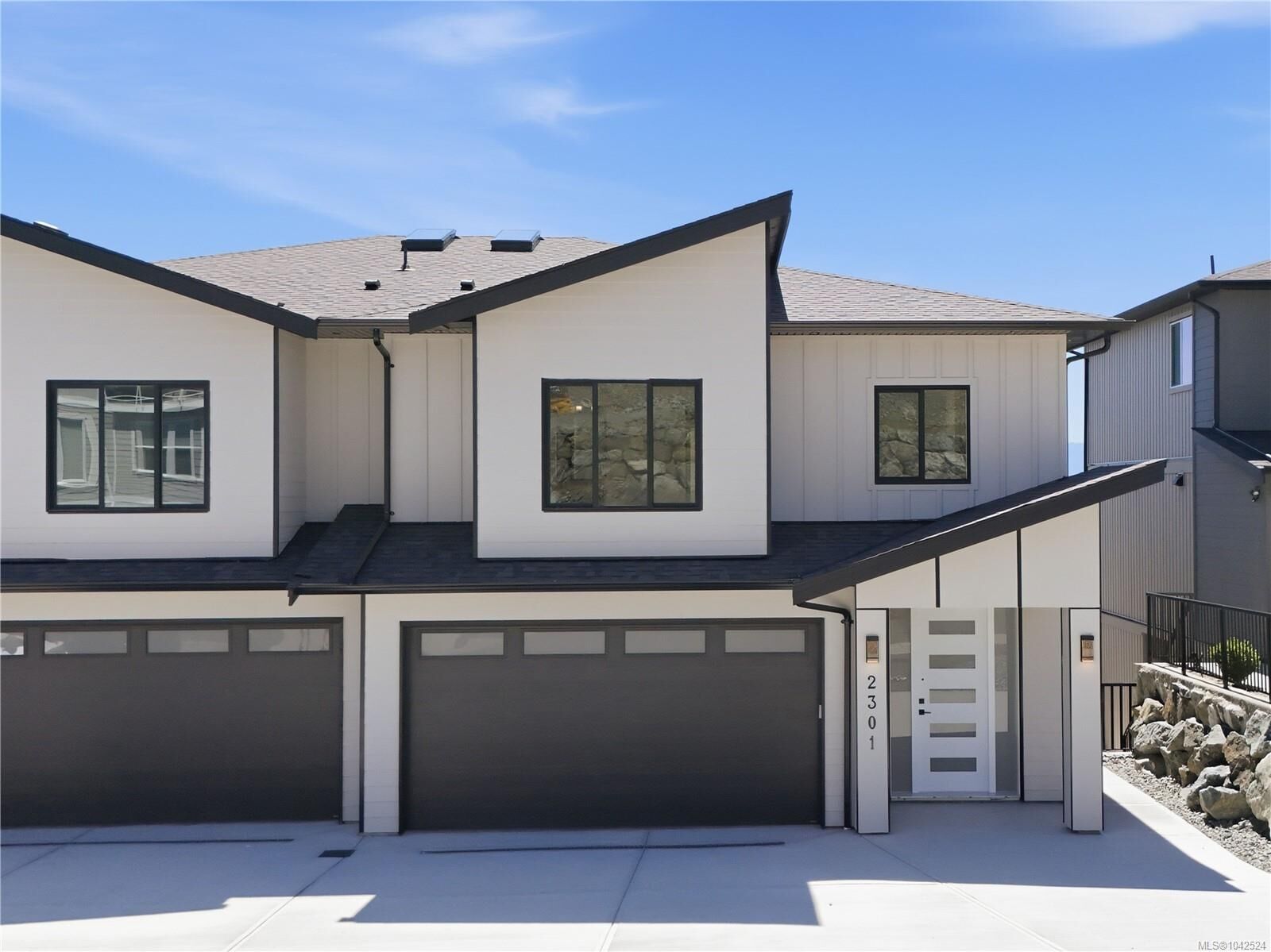 Property Photo: 2301 Hudson Terr BC V9Z 1R2