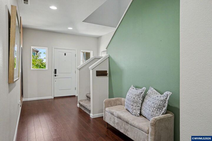 Property Photo:  2881 San Pedro Av NW  OR 97321 
