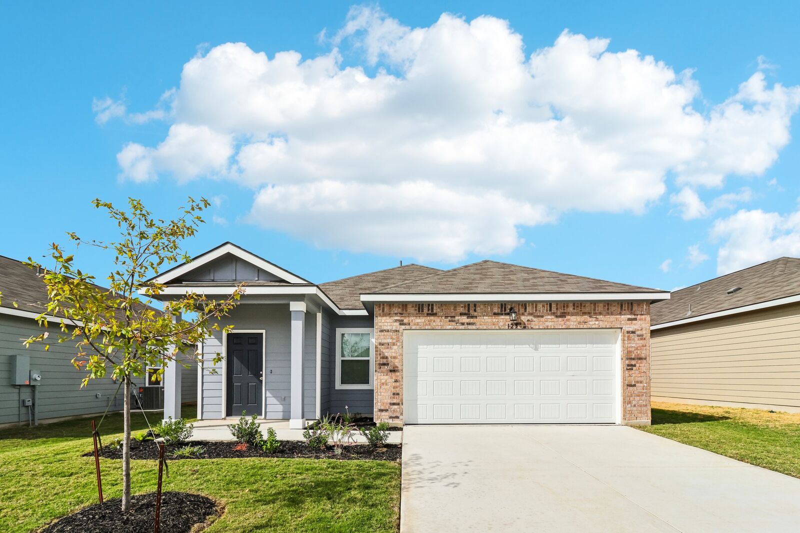 Property Photo:  306 Sunlight Lake Boulevard  TX 78634 